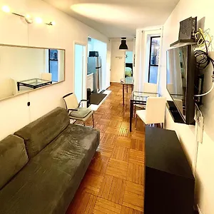 Stunning Two Bed Apt Hells Kitchen , New York United States