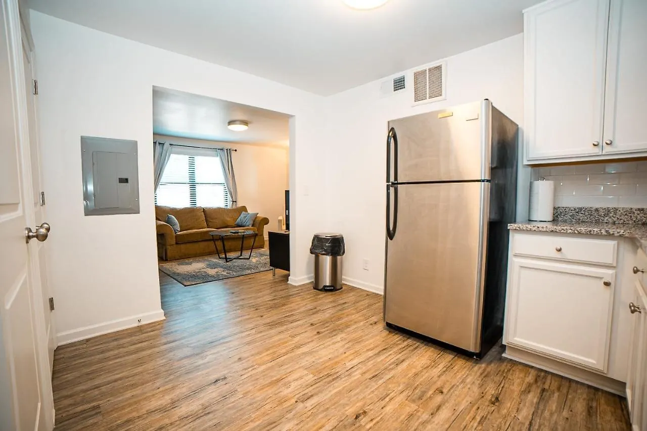 Modern North Gulch Apartment Nashville